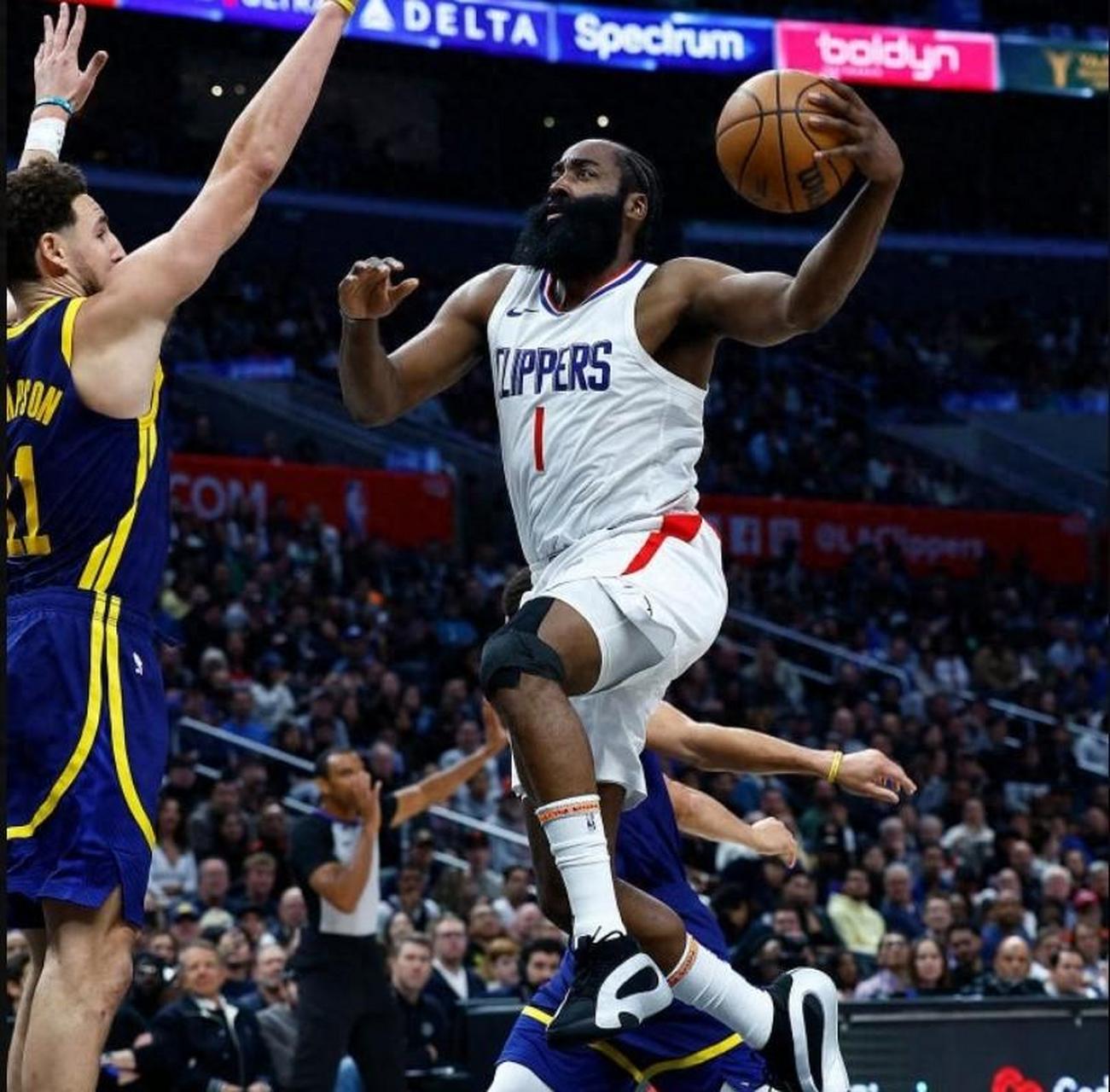 勇士队明星球员前往洛杉矶快船队试训 勇士队明星球员前往洛杉矶快船队试训