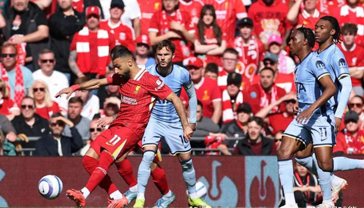利物浦再胜曼城，卫冕英超冠军