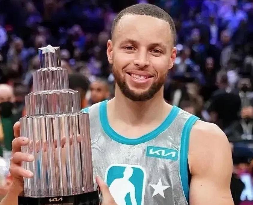 爱游戏官方登录入口-尤文首轮告负！库里巨星发威领先