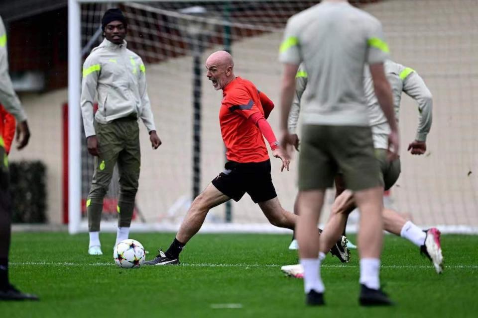 包含罗马队客场奋力一搏,可惜告负的词条 包含罗马队客场奋力一搏,可惜告负的词条