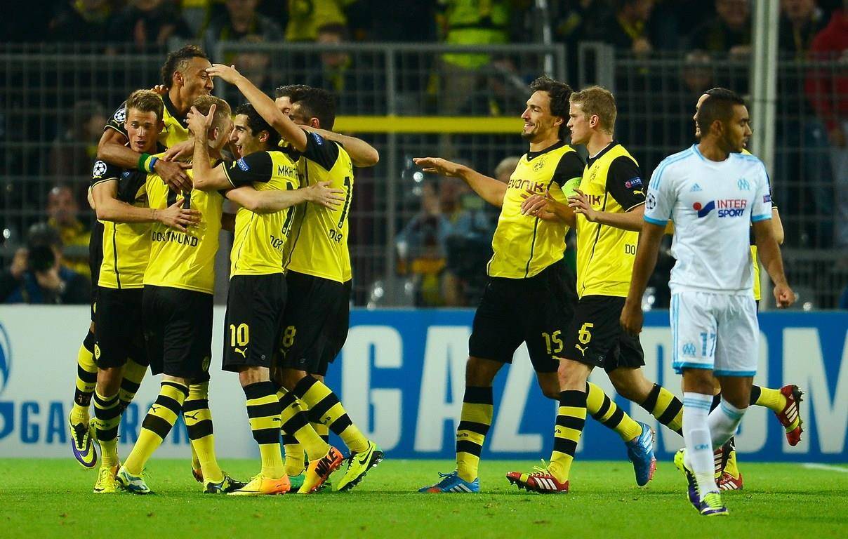 关于多特蒙德与斯图加特上演激烈对决，猜想双方实力的信息