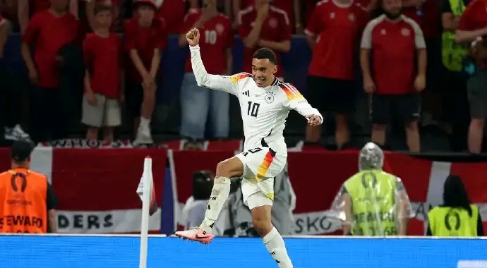 爱游戏亚洲官网-法国队成功晋级世界杯四强