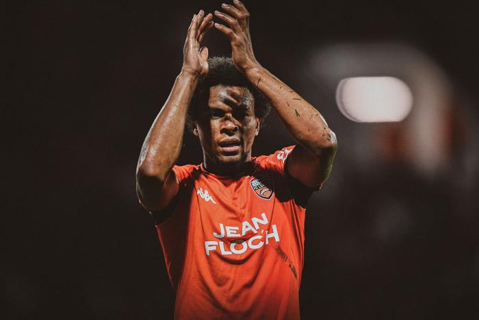 尼斯客场不敌洛里昂，遗憾失分