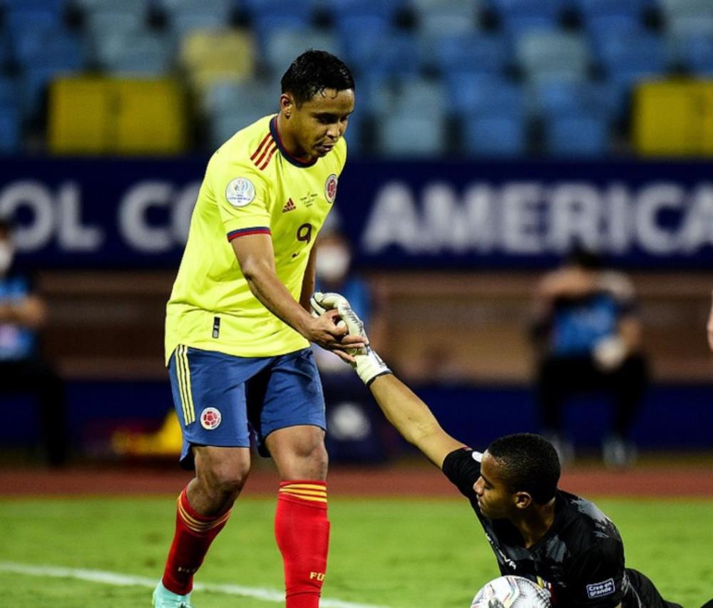 爱游戏在线登录-哥伦比亚队激战取胜晋级到下一轮