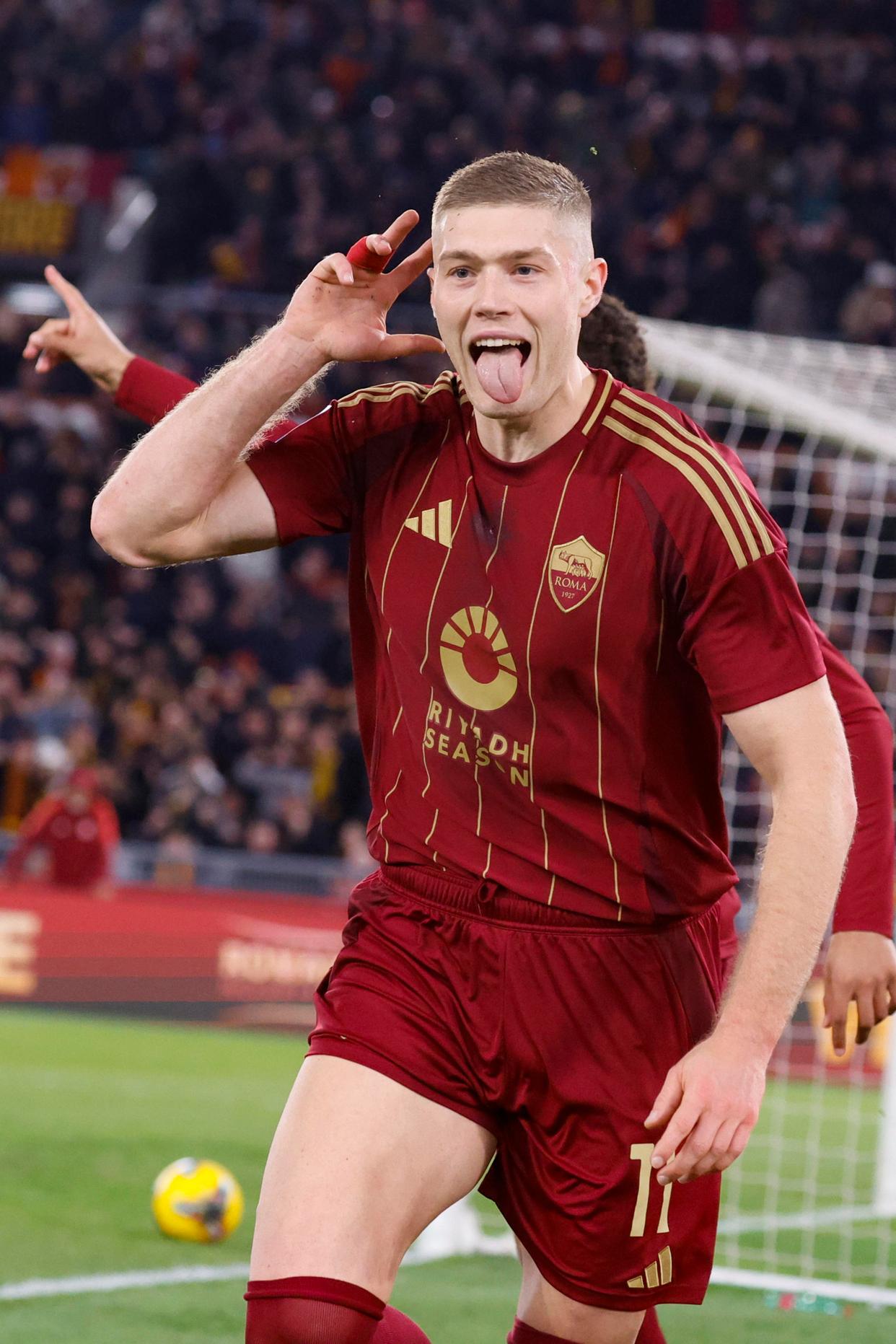 爱游戏登录入口-罗马主场胜利意甲前四仍有希望