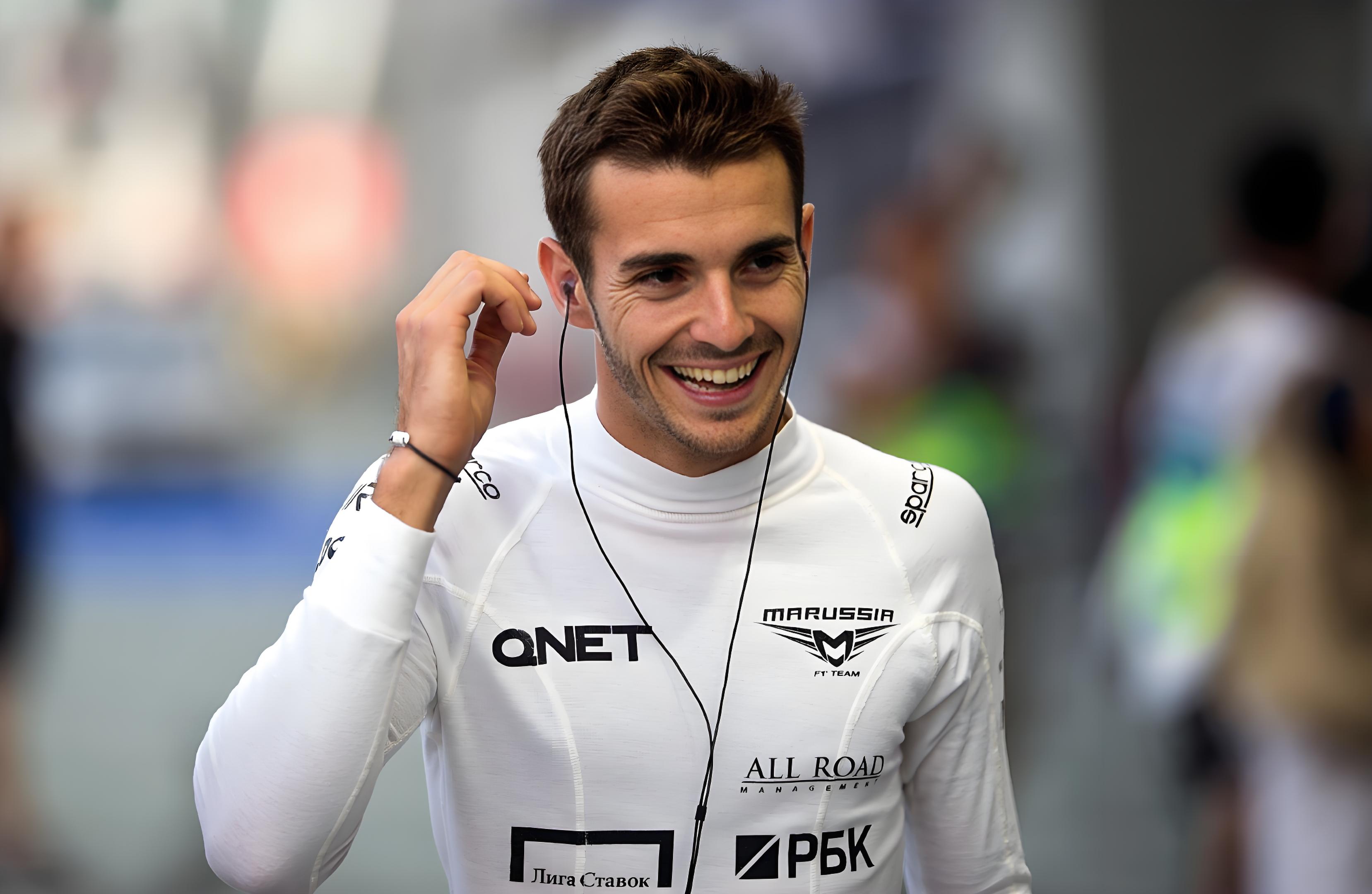 爱游戏体育官网-比尔新秀在比赛中展现惊艳表现