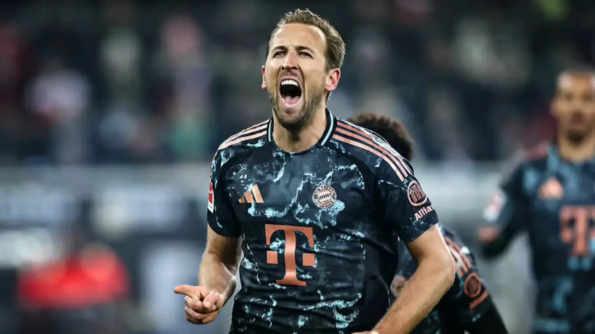 包含门兴格拉德巴赫前锋成为德甲射手榜领头人的词条