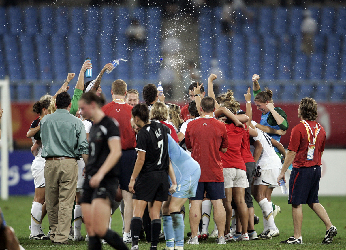 爱游戏官网-匈牙利主场战胜波黑，持续晋级压力的简单介绍