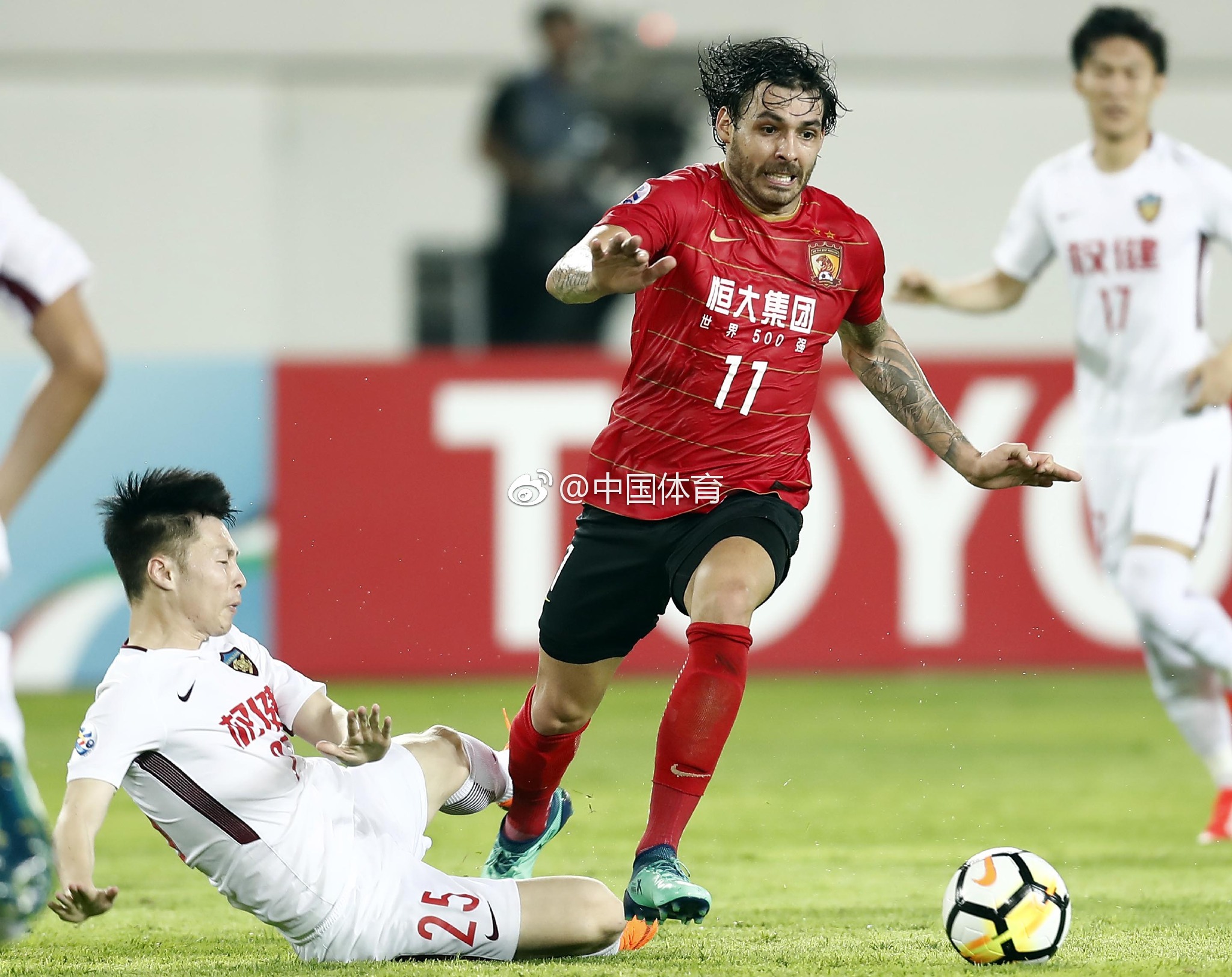 爱游戏官网入口-关于恒大客场战平权健，保持不败，积分领先的信息