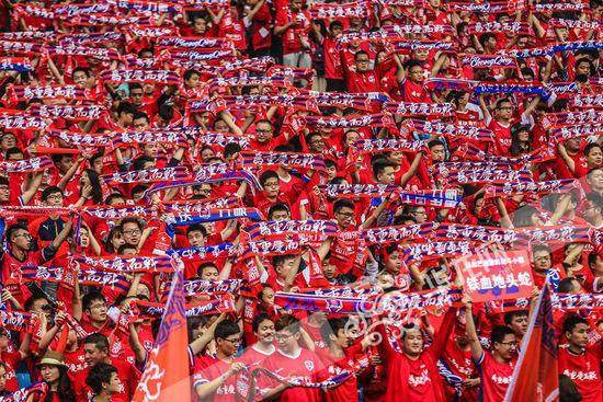 爱游戏网页版-重庆力帆客场憾负恒大，保级形势更为严峻的简单介绍