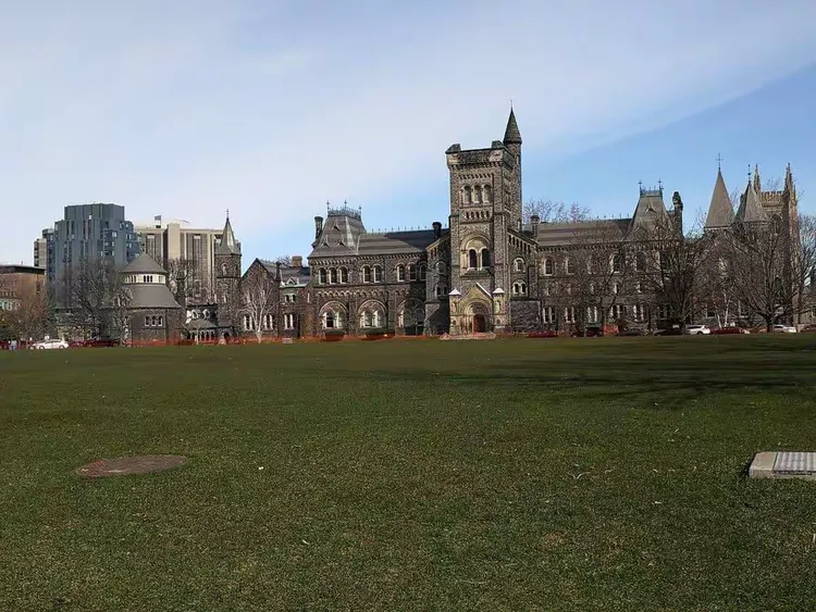 爱游戏官网入口-英格兰队与加拿大队在友谊赛中争分夺秒