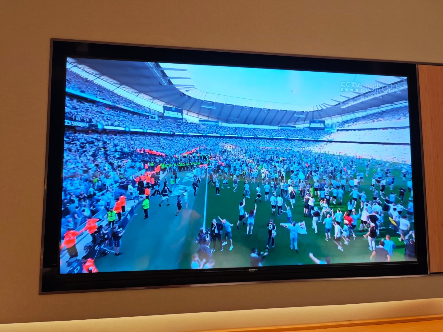 曼城继续胜势,英超夺冠热门浮现 曼城继续胜势,英超夺冠热门浮现